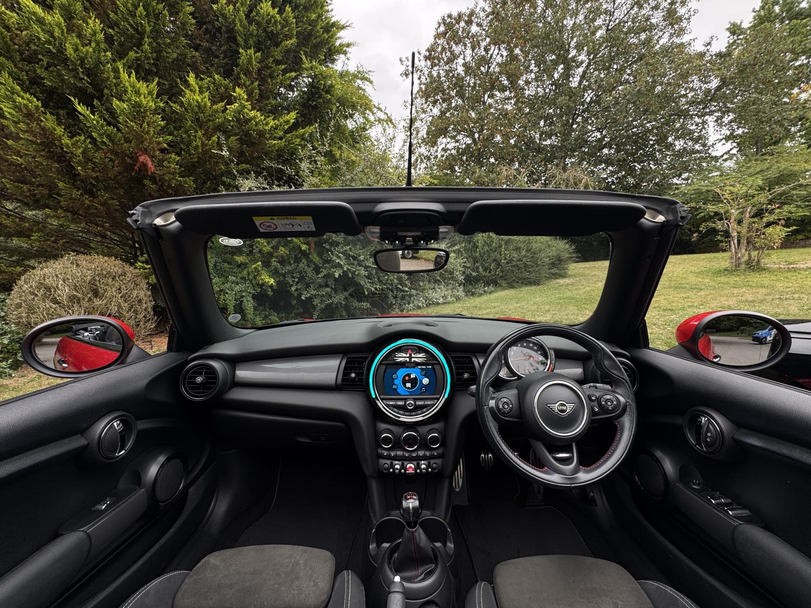 MINI Convertible 1.5 Cooper Sport Convertible 2dr Petrol Manual Euro 6 (s/s) (136 ps)