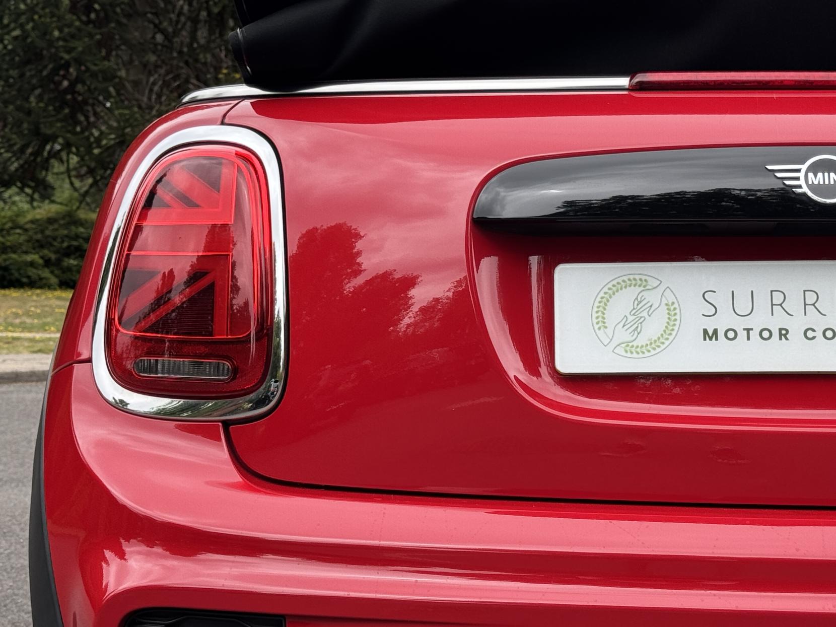 MINI Convertible 1.5 Cooper Sport Convertible 2dr Petrol Manual Euro 6 (s/s) (136 ps)