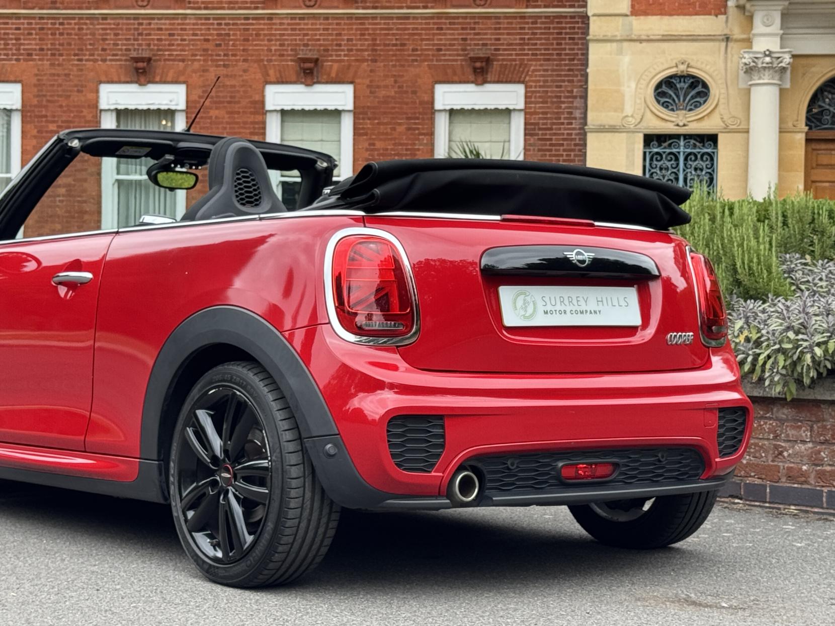 MINI Convertible 1.5 Cooper Sport Convertible 2dr Petrol Manual Euro 6 (s/s) (136 ps)