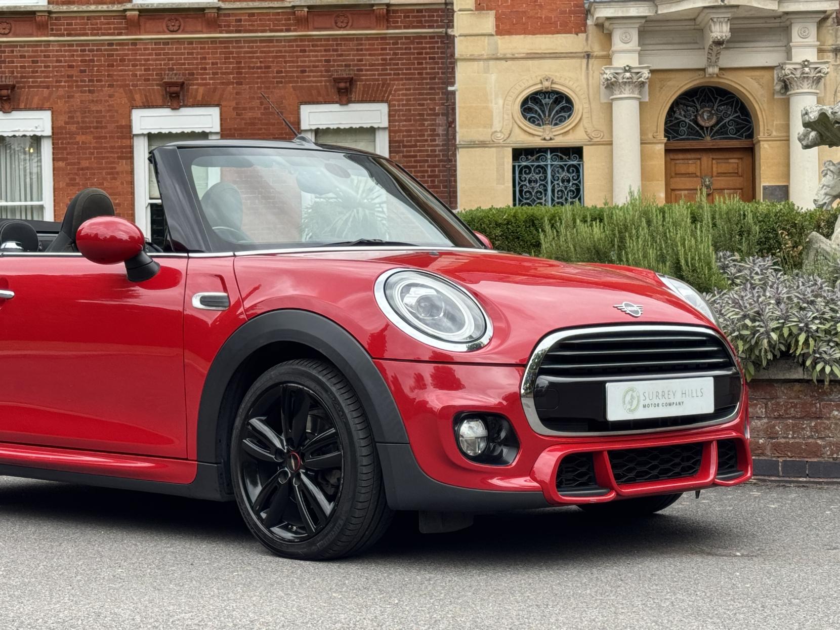 MINI Convertible 1.5 Cooper Sport Convertible 2dr Petrol Manual Euro 6 (s/s) (136 ps)