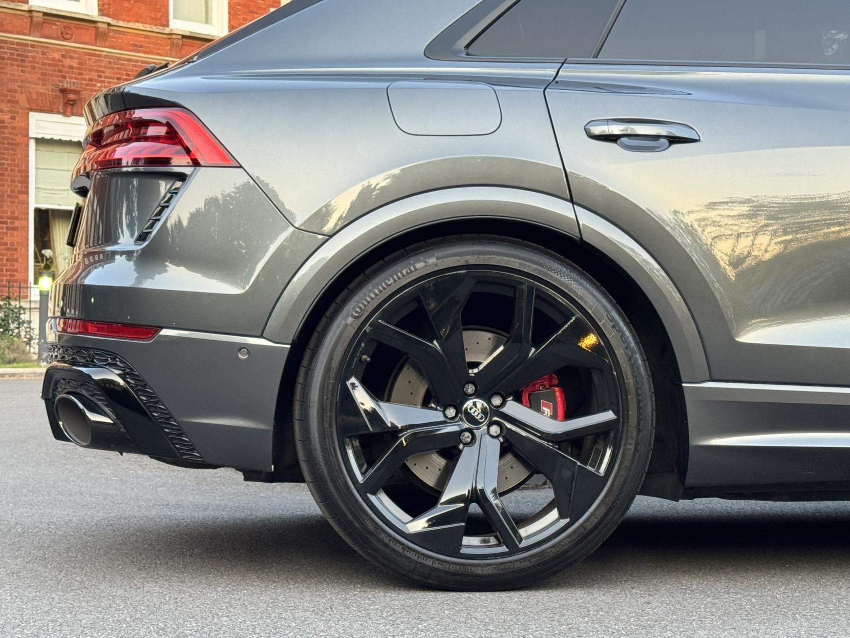 Audi RSQ8 4.0 TFSI V8 Carbon Black SUV 5dr Petrol Tiptronic quattro Euro 6 (s/s) (600 ps)