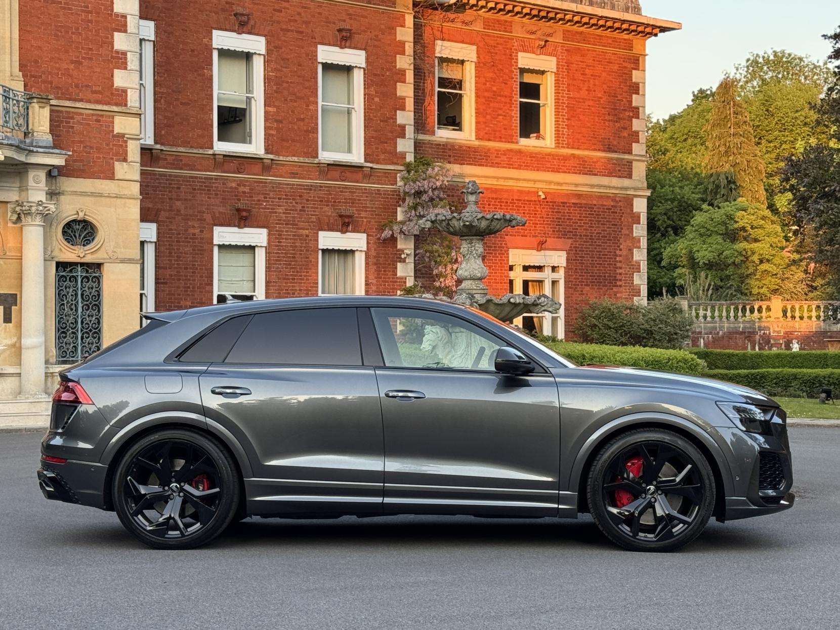 Audi RSQ8 4.0 TFSI V8 Carbon Black SUV 5dr Petrol Tiptronic quattro Euro 6 (s/s) (600 ps)