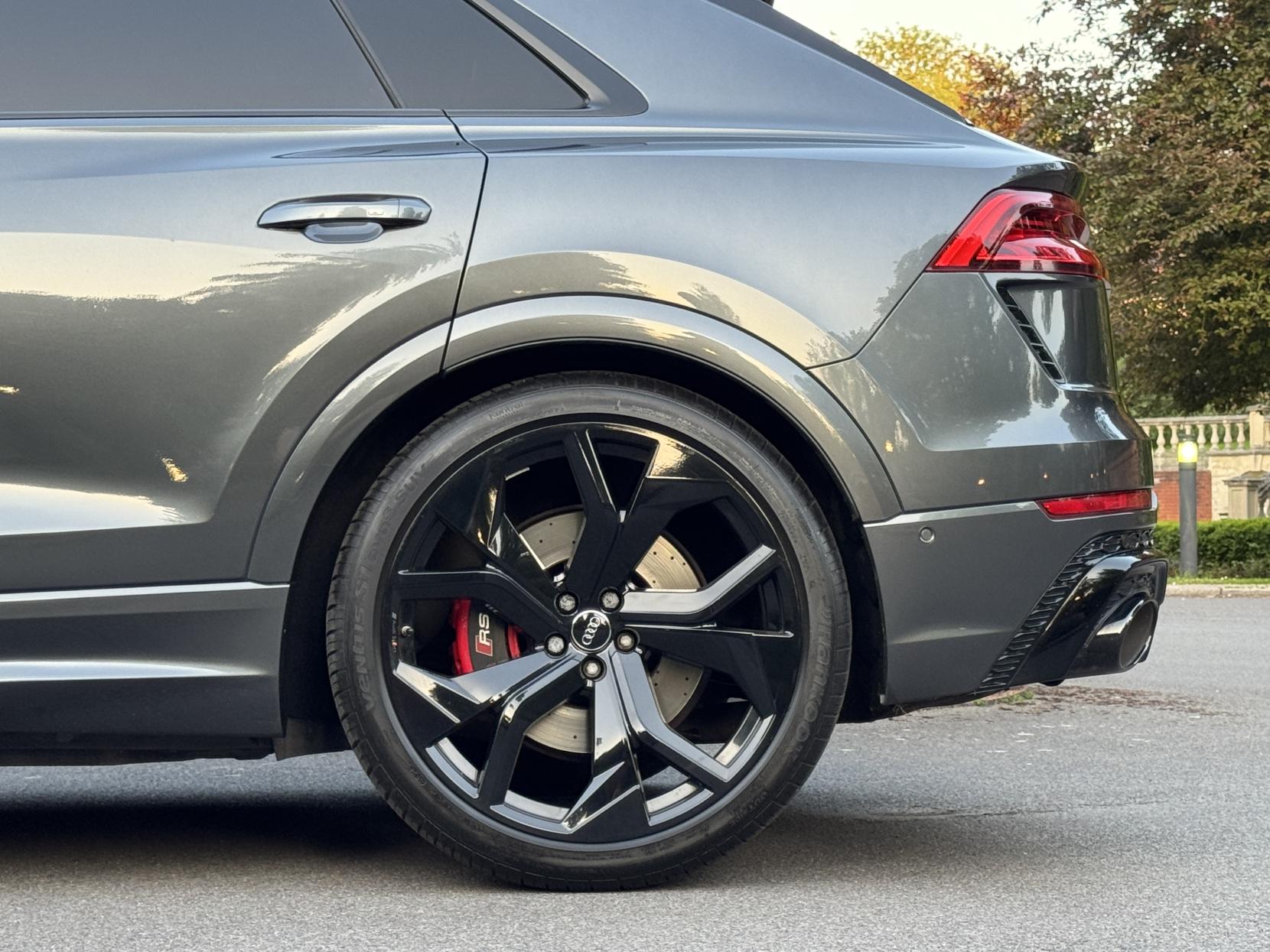 Audi RSQ8 4.0 TFSI V8 Carbon Black SUV 5dr Petrol Tiptronic quattro Euro 6 (s/s) (600 ps)