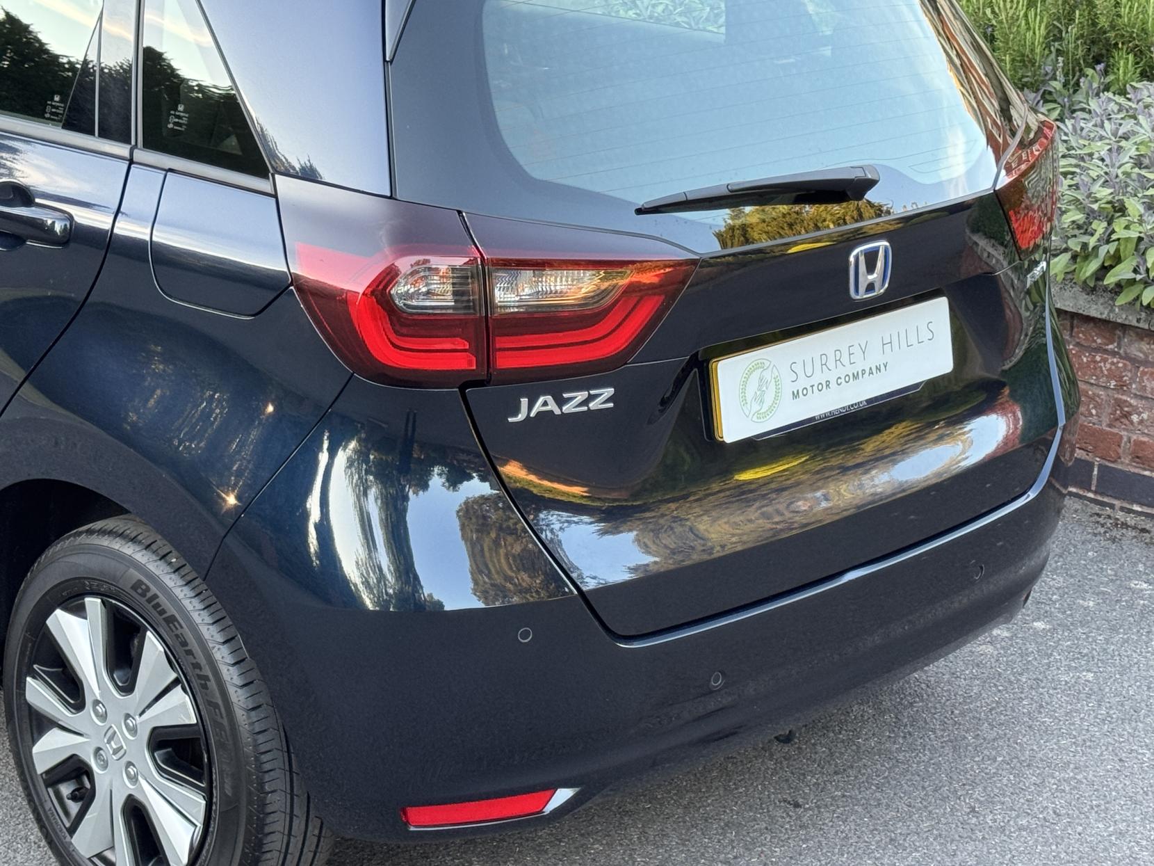 Honda Jazz 1.5 h i-MMD SR Hatchback 5dr Petrol Hybrid eCVT Euro 6 (s/s) (109 ps)