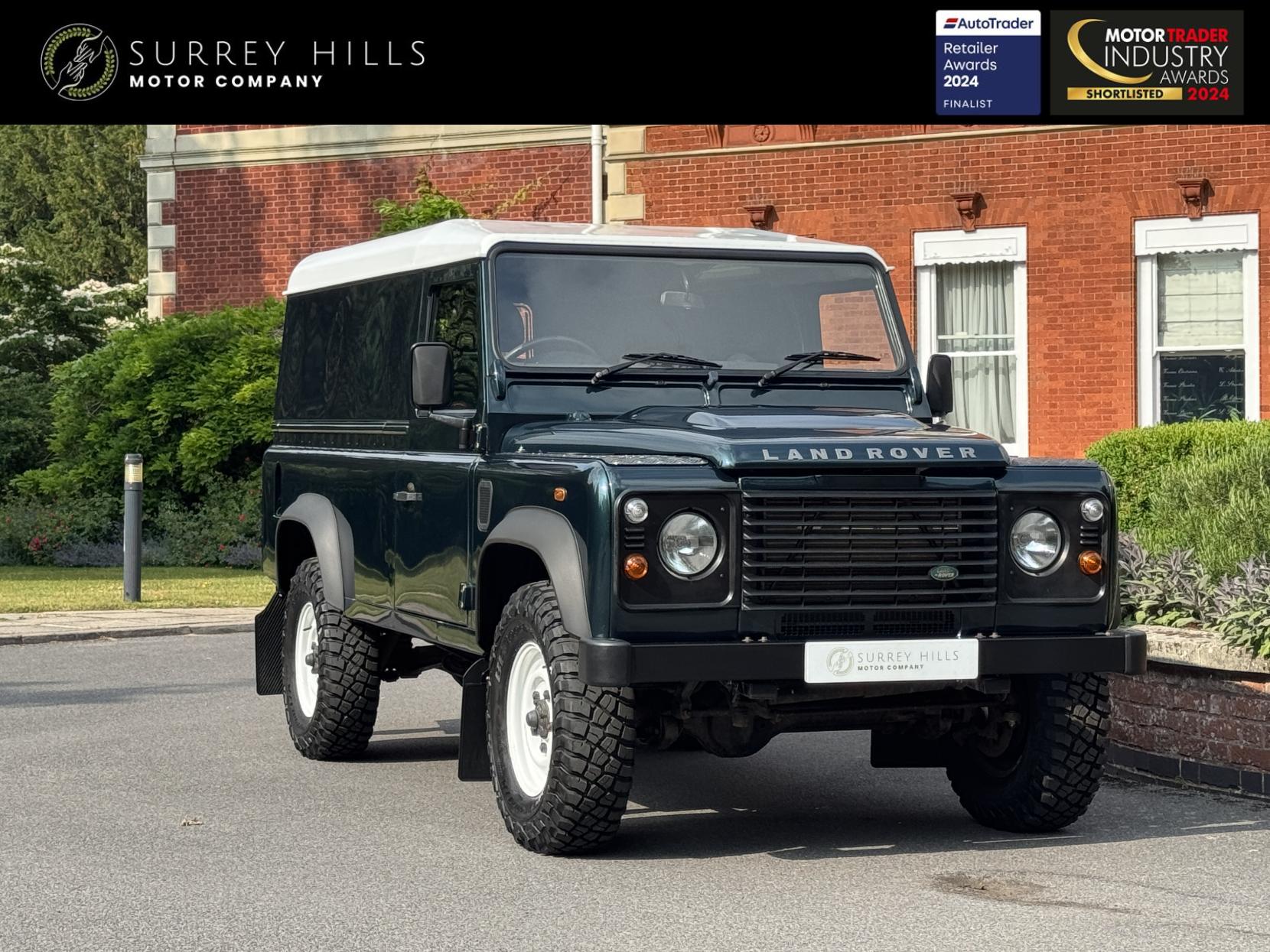Land Rover Defender 110 2.2 TDCi Hard Top SUV 3dr Diesel Manual 4WD MWB Euro 5 (122 ps)