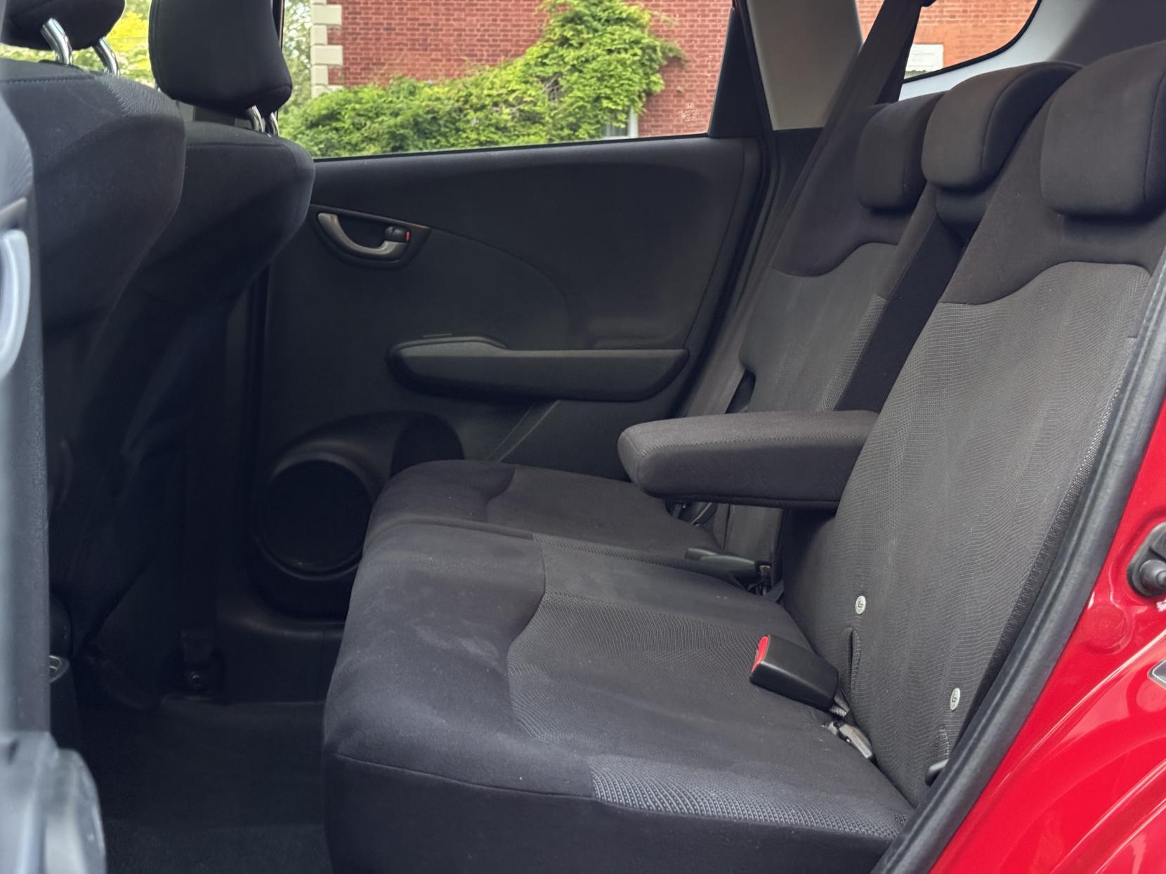 Honda Jazz 1.4 i-VTEC EX Hatchback 5dr Petrol Manual Euro 4 (100 ps)