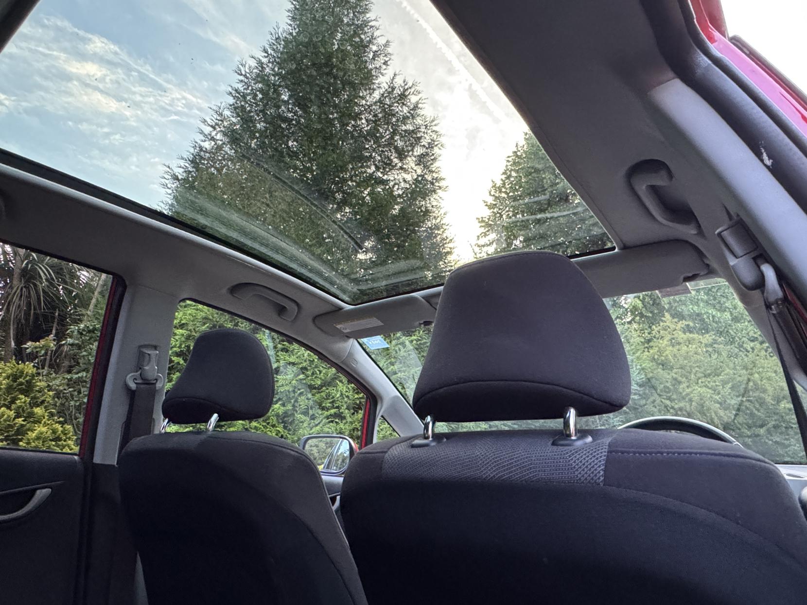Honda Jazz 1.4 i-VTEC EX Hatchback 5dr Petrol Manual Euro 4 (100 ps)