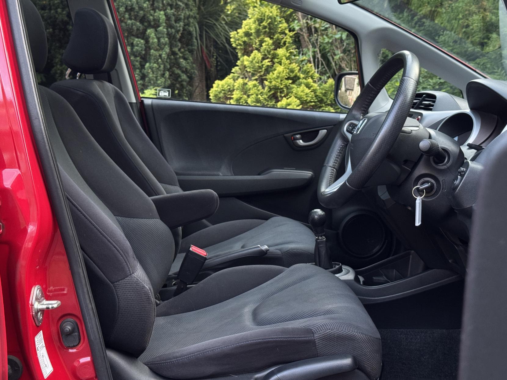 Honda Jazz 1.4 i-VTEC EX Hatchback 5dr Petrol Manual Euro 4 (100 ps)