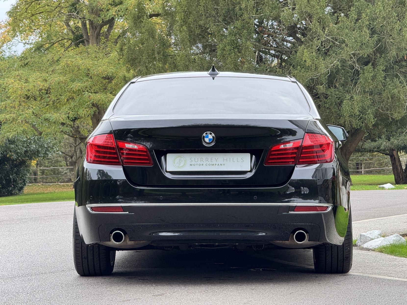 BMW 5 Series 3.0 535i Luxury Saloon 4dr Petrol Auto Euro 6 (s/s) (306 ps)