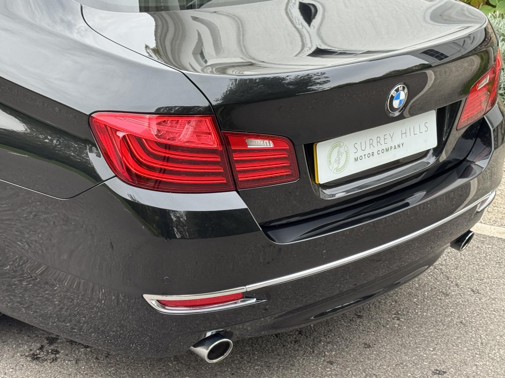 BMW 5 Series 3.0 535i Luxury Saloon 4dr Petrol Auto Euro 6 (s/s) (306 ps)