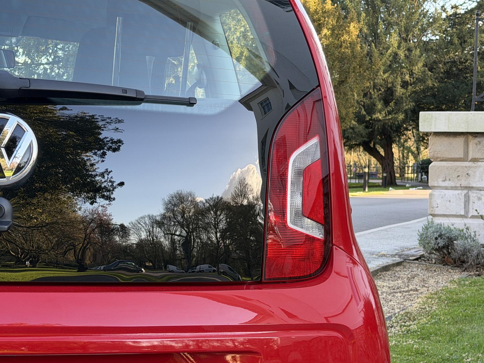 Volkswagen up! 1.0 Take up! Hatchback 3dr Petrol Manual Euro 5 (60 ps)