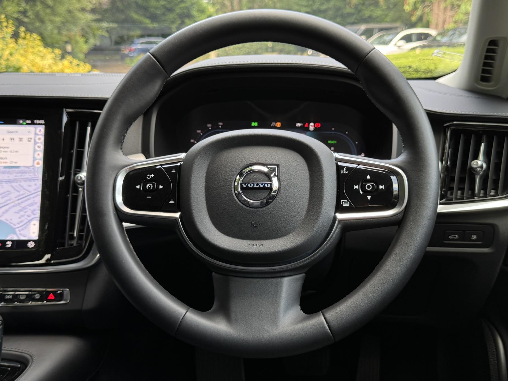 Volvo S90 2.0h T8 Recharge 18.8kWh Plus Bright Saloon 4dr Petrol Plug-in Hybrid Auto AWD Euro 6 (s/s) (455 ps)