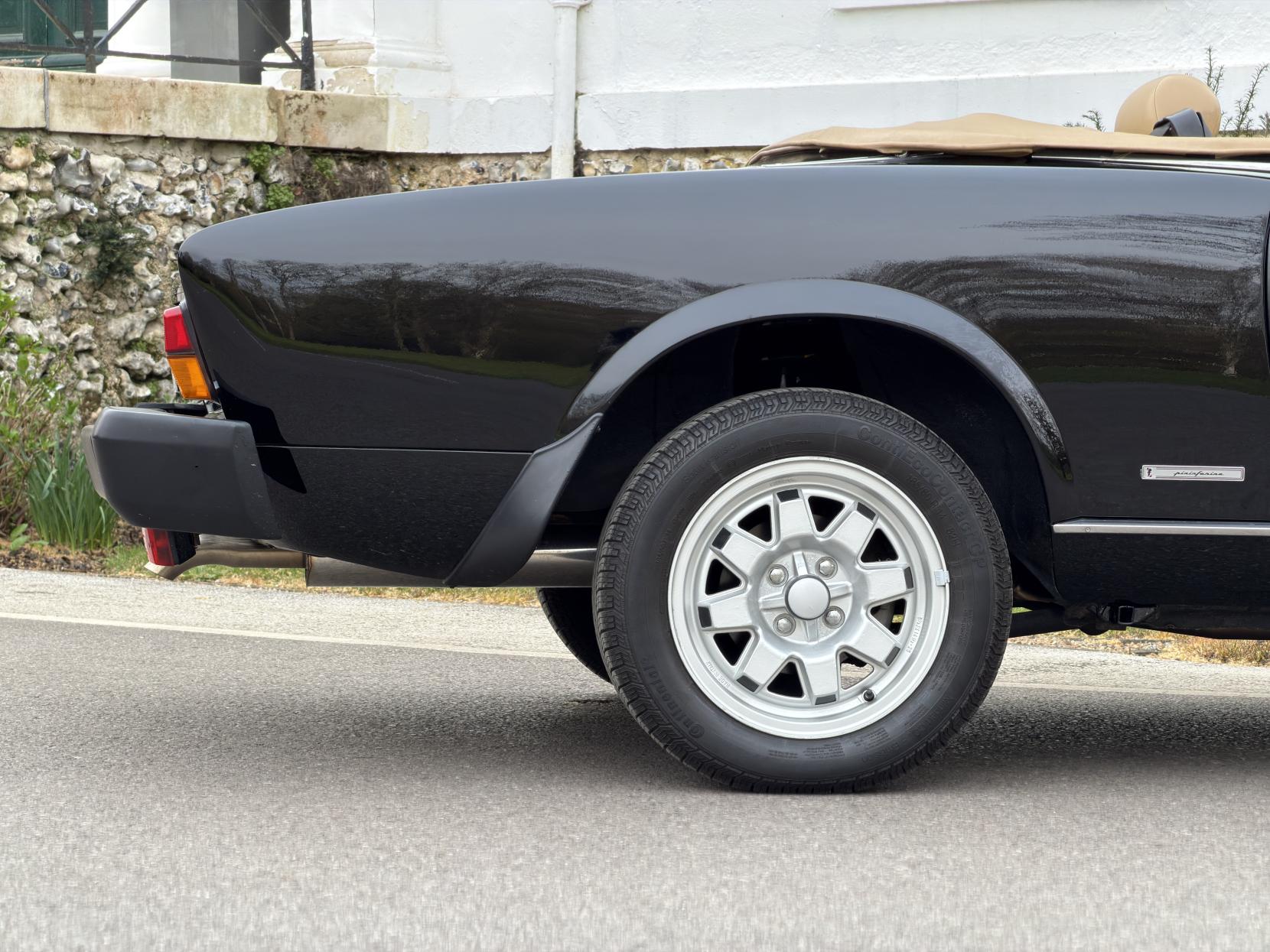 Fiat Pininfarina 1981cc Europa Spider (1979–1982)