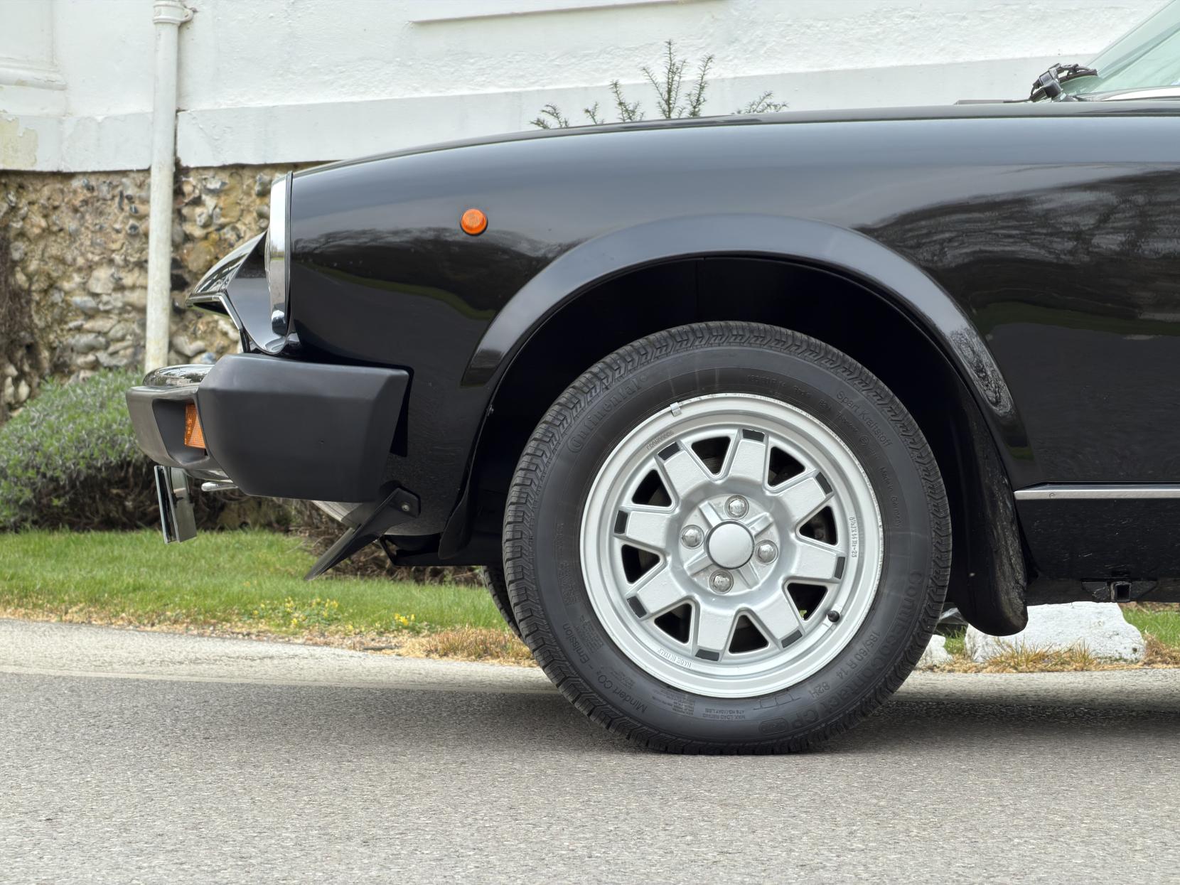 Fiat Pininfarina 1981cc Europa Spider (1979–1982)