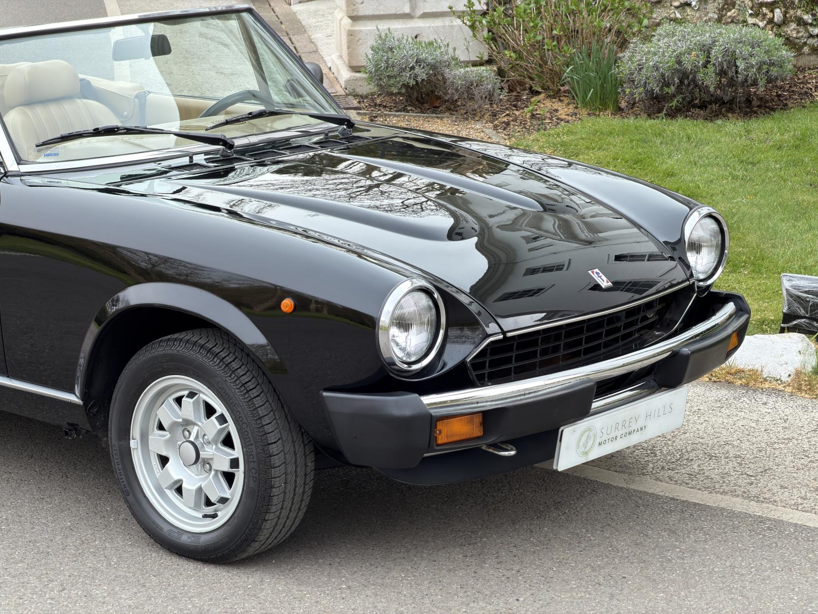 Fiat Pininfarina 1981cc Europa Spider (1979–1982)