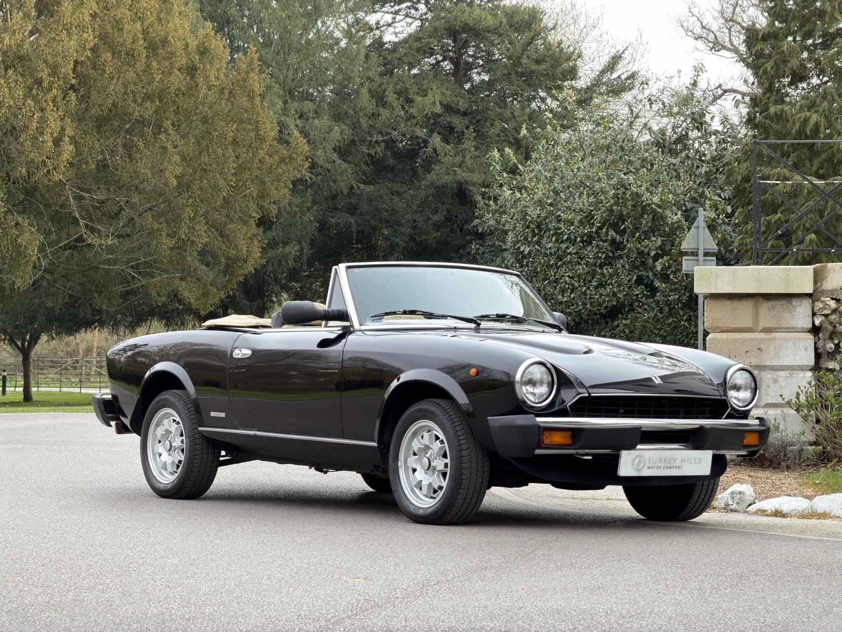 Fiat Pininfarina 1981cc Europa Spider (1979–1982)