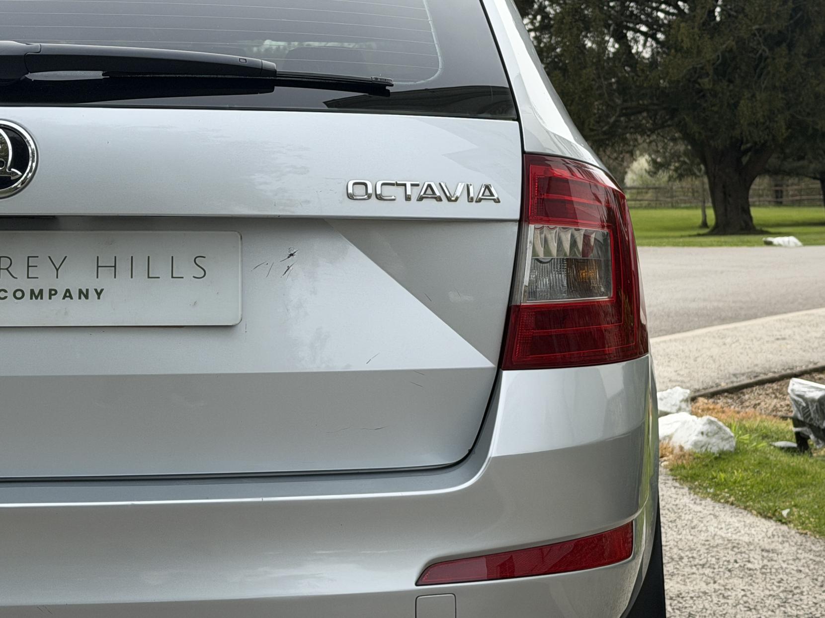 Skoda Octavia 1.6 TDI SE L Estate 5dr Diesel Manual Euro 6 (s/s) (110 ps)