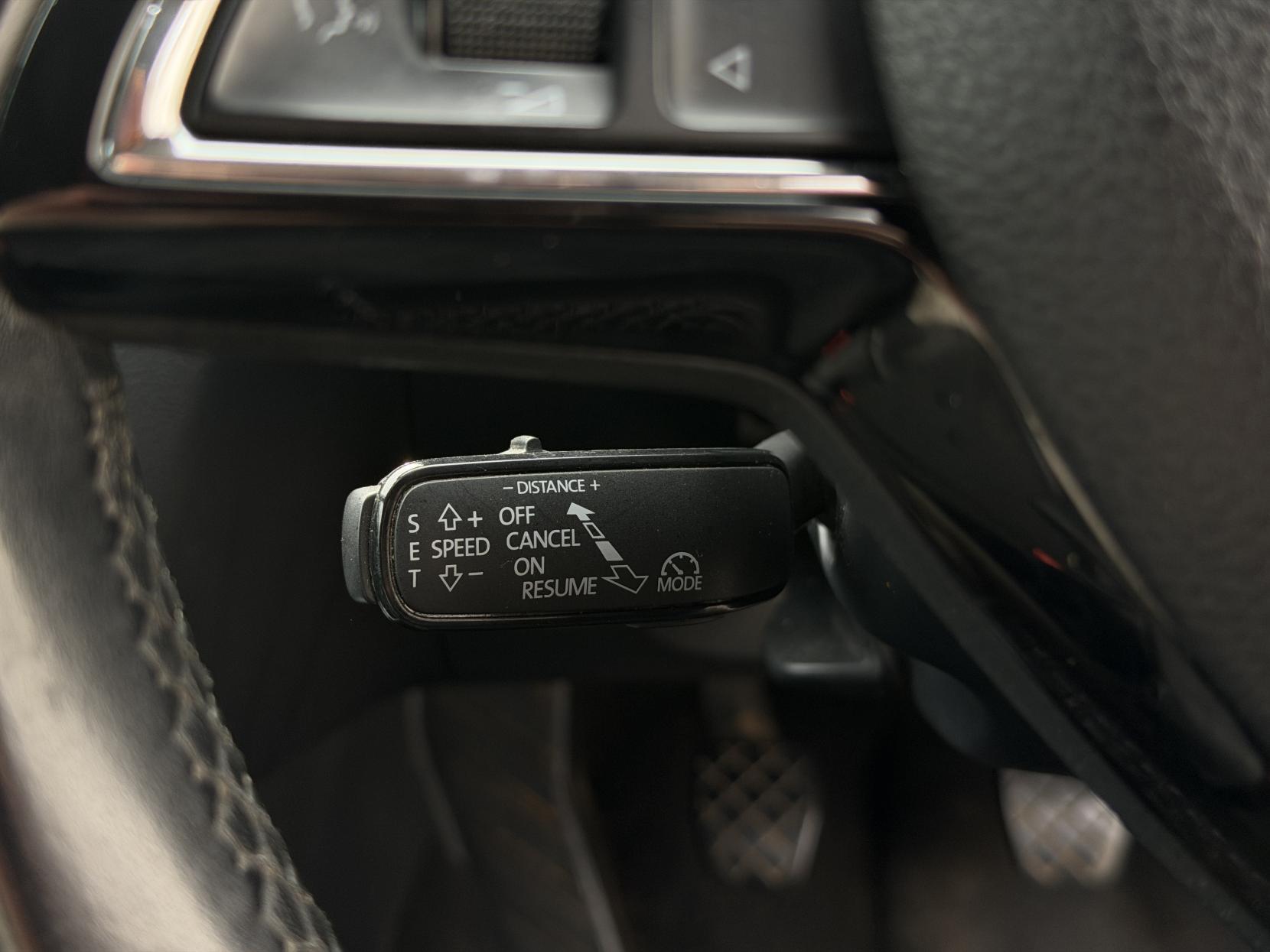 Skoda Octavia 1.6 TDI SE L Estate 5dr Diesel Manual Euro 6 (s/s) (110 ps)