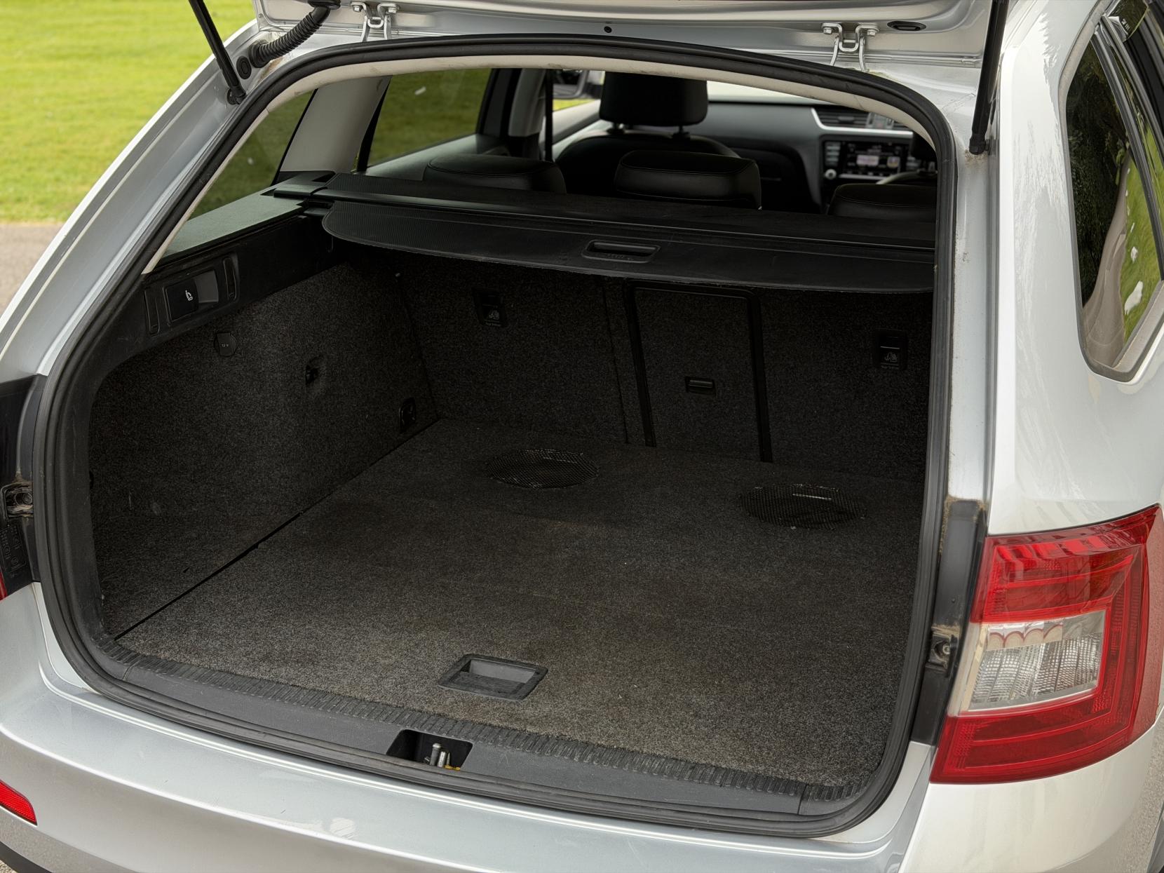 Skoda Octavia 1.6 TDI SE L Estate 5dr Diesel Manual Euro 6 (s/s) (110 ps)