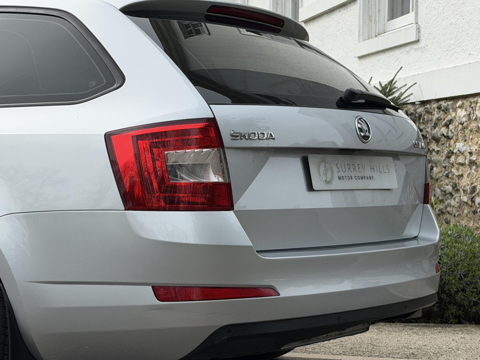 Skoda Octavia 1.6 TDI SE L Estate 5dr Diesel Manual Euro 6 (s/s) (110 ps)