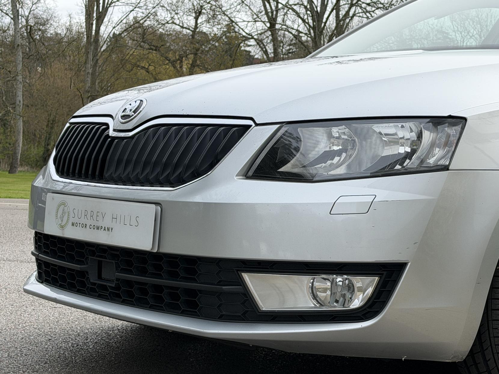 Skoda Octavia 1.6 TDI SE L Estate 5dr Diesel Manual Euro 6 (s/s) (110 ps)
