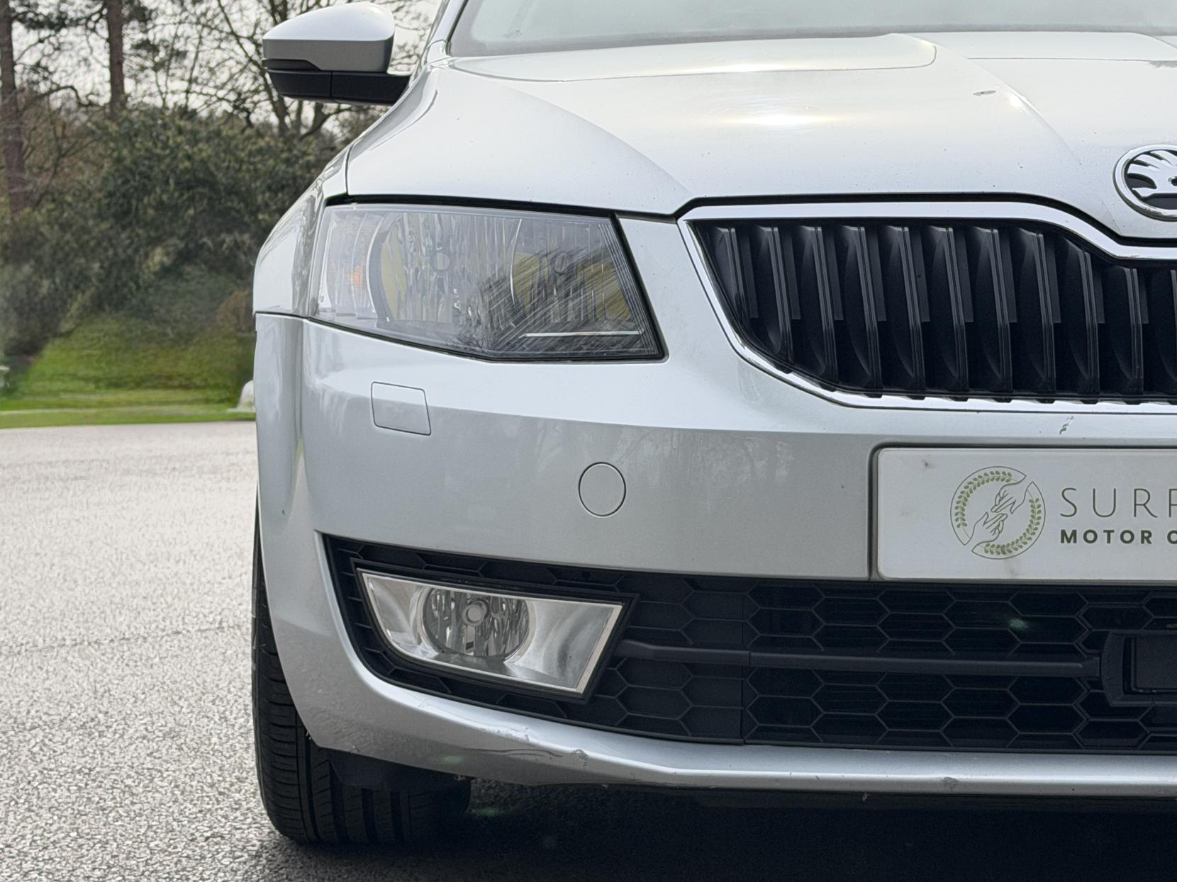 Skoda Octavia 1.6 TDI SE L Estate 5dr Diesel Manual Euro 6 (s/s) (110 ps)