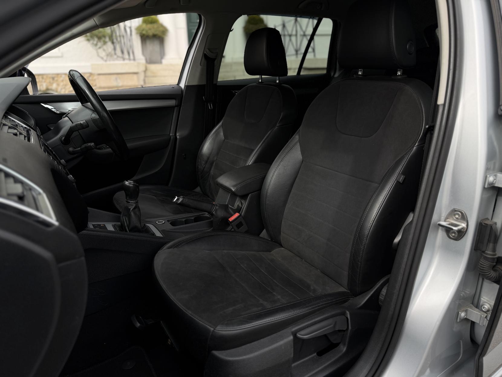 Skoda Octavia 1.6 TDI SE L Estate 5dr Diesel Manual Euro 6 (s/s) (110 ps)