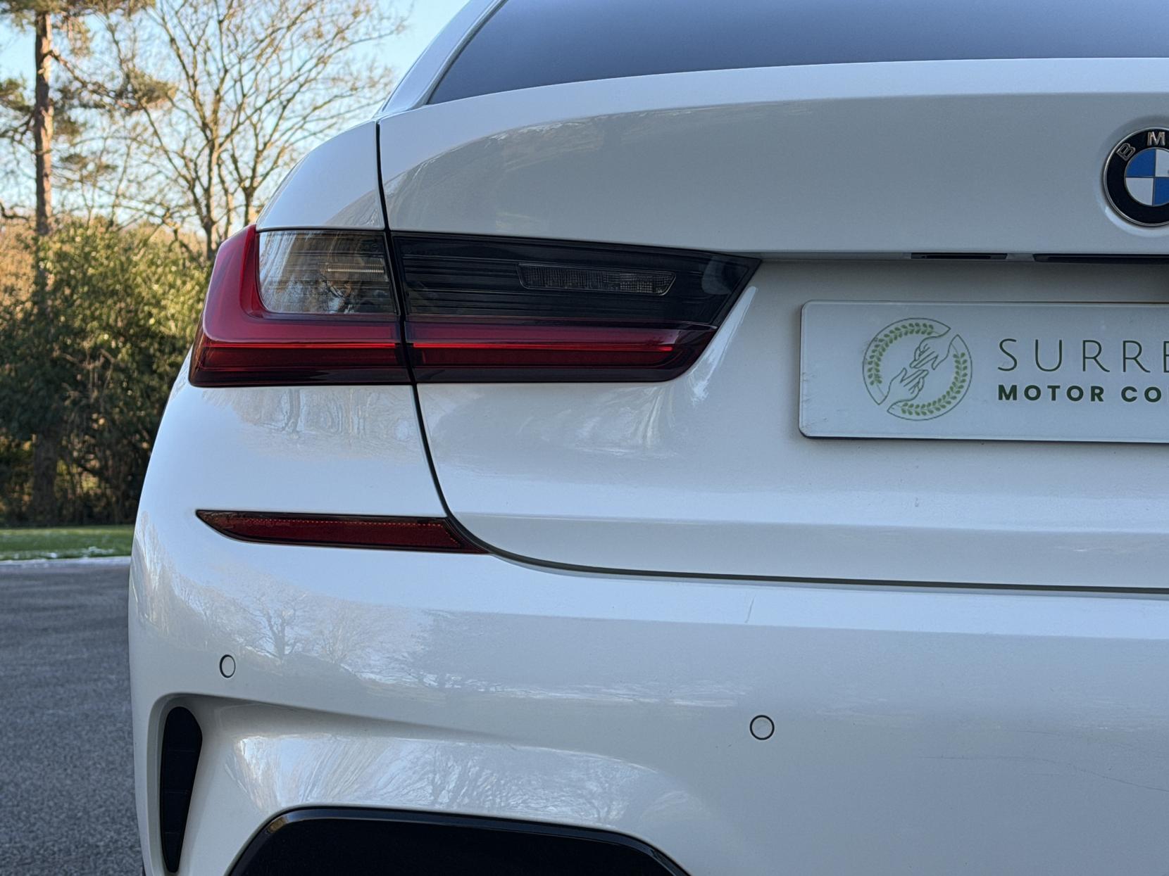 BMW 3 Series 2.0 320i M Sport Saloon 4dr Petrol Auto Euro 6 (s/s) (184 ps)