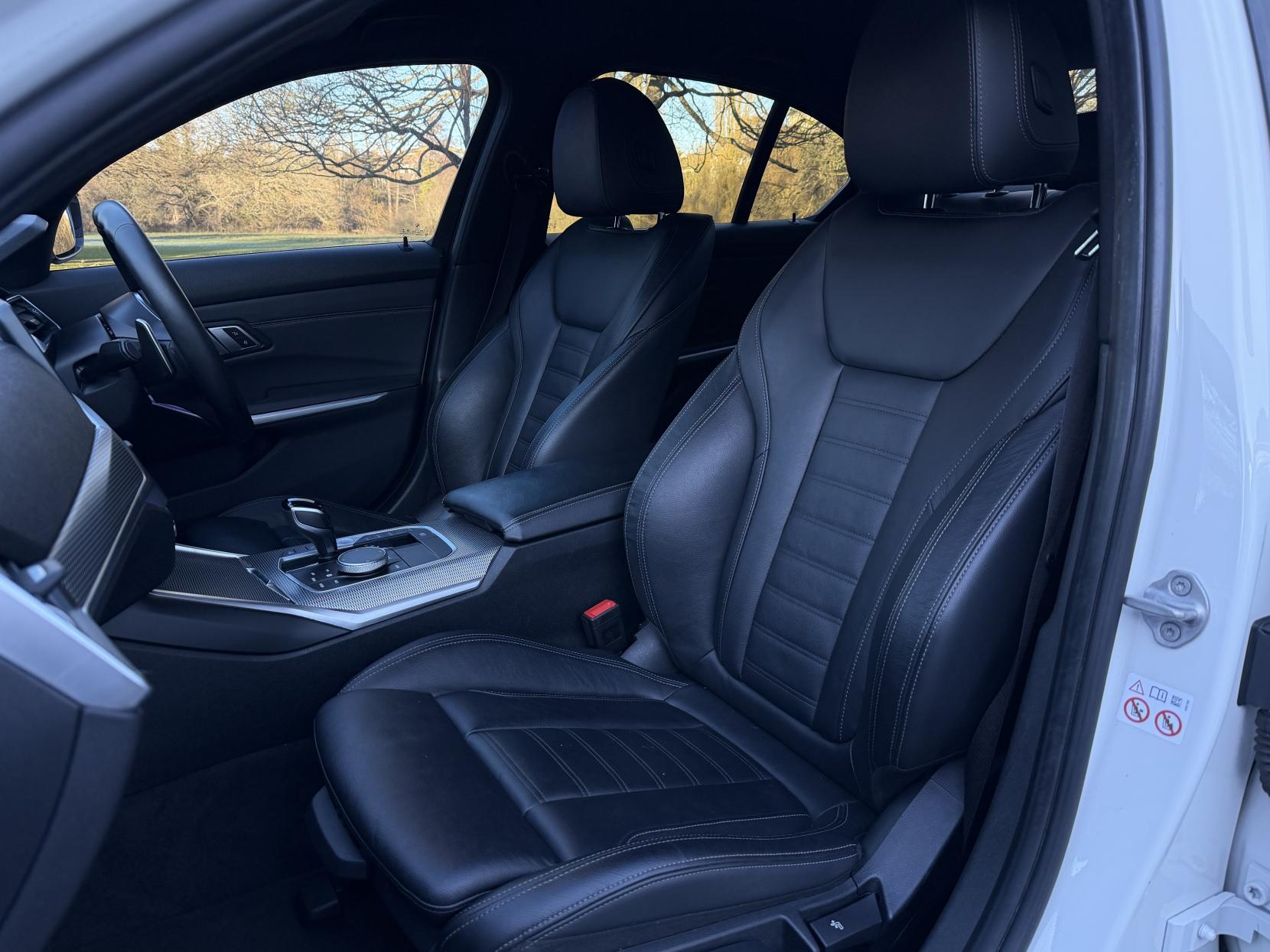 BMW 3 Series 2.0 320i M Sport Saloon 4dr Petrol Auto Euro 6 (s/s) (184 ps)