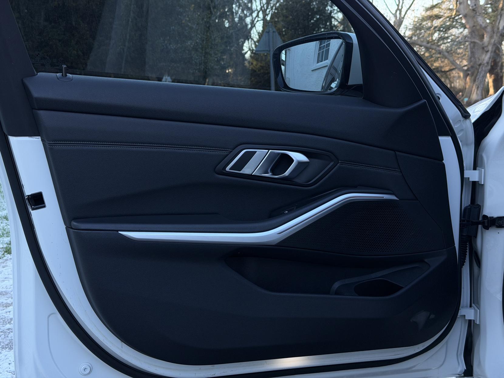 BMW 3 Series 2.0 320i M Sport Saloon 4dr Petrol Auto Euro 6 (s/s) (184 ps)