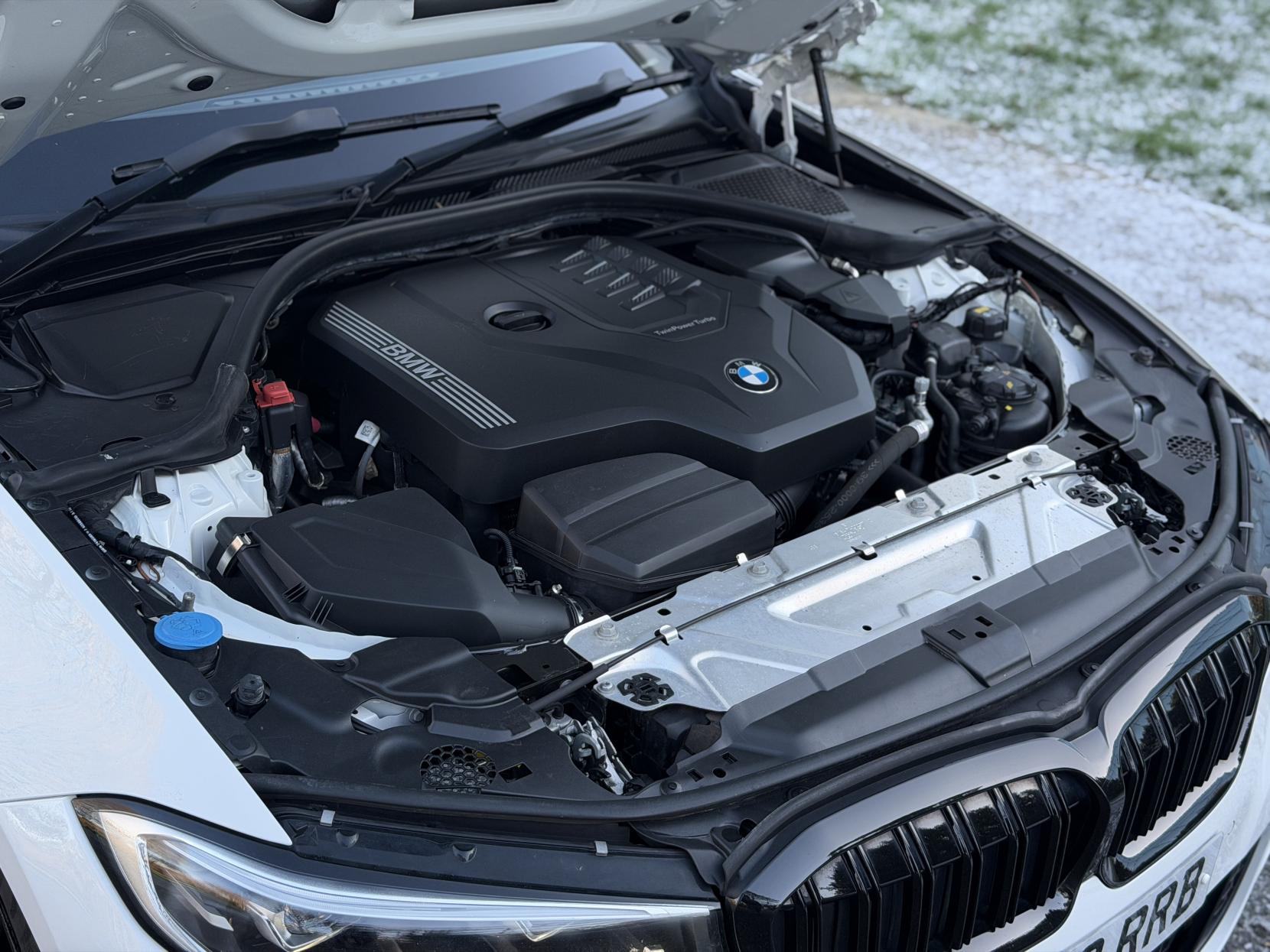 BMW 3 Series 2.0 320i M Sport Saloon 4dr Petrol Auto Euro 6 (s/s) (184 ps)