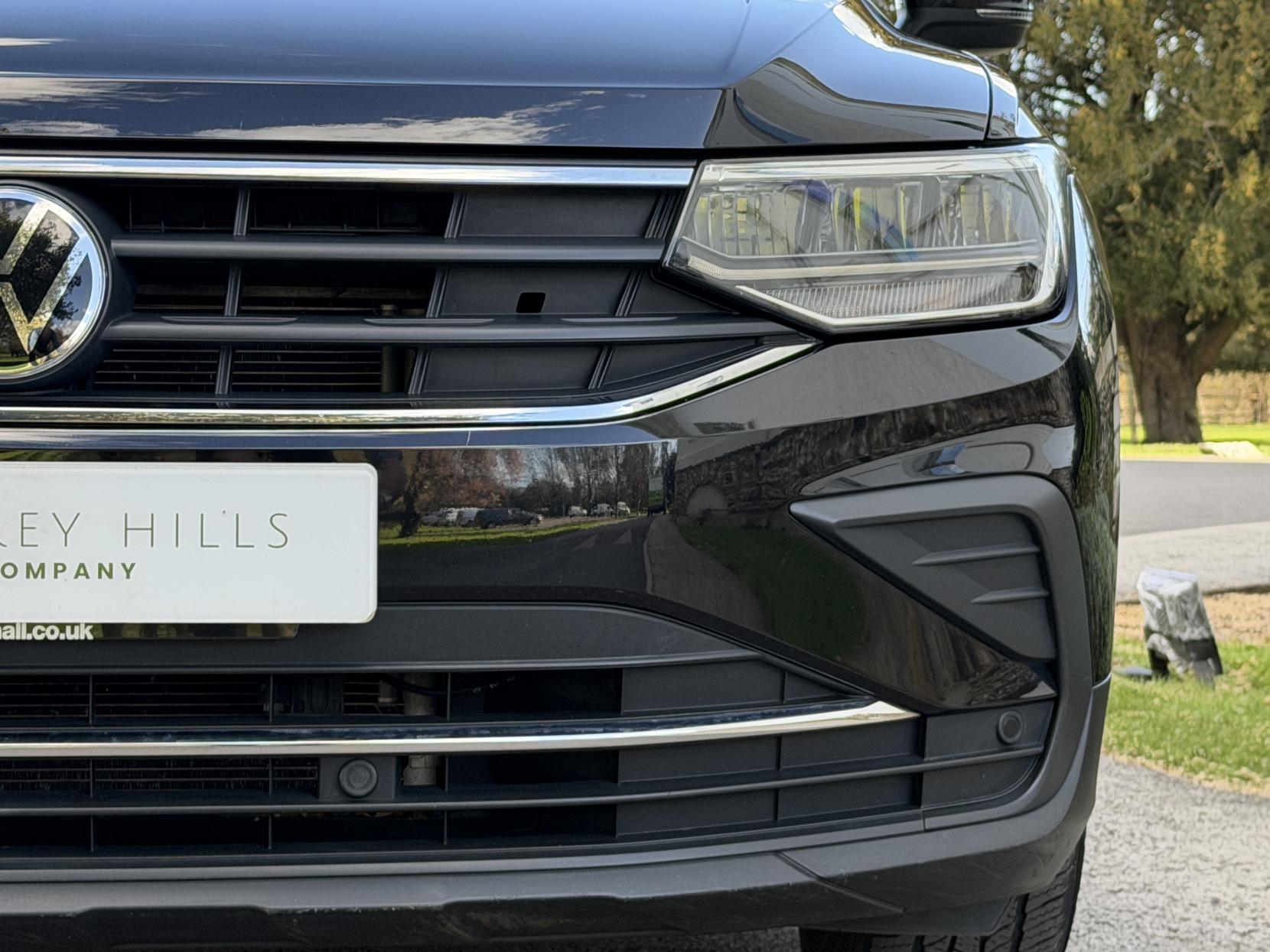 Volkswagen Tiguan 1.5 TSI Active SUV 5dr Petrol DSG Euro 6 (s/s) (150 ps)