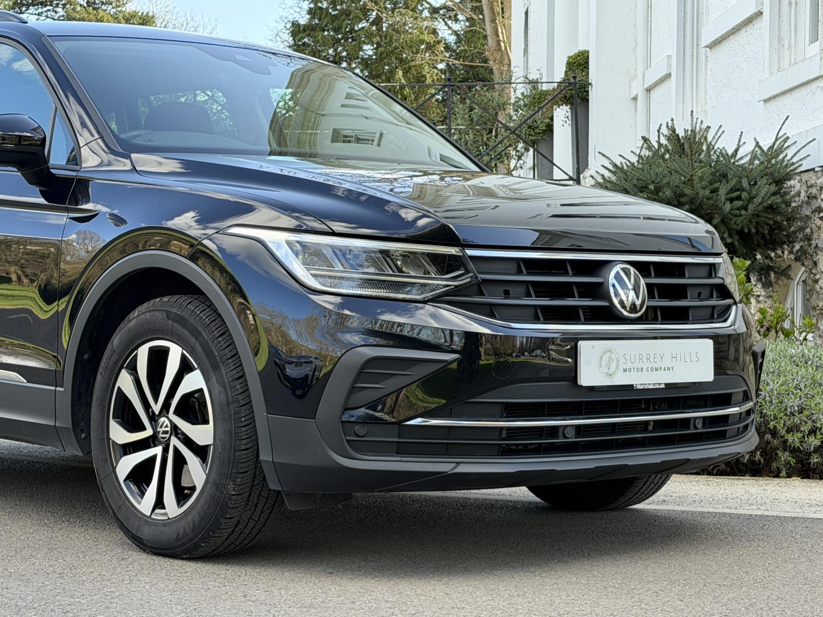 Volkswagen Tiguan 1.5 TSI Active SUV 5dr Petrol DSG Euro 6 (s/s) (150 ps)