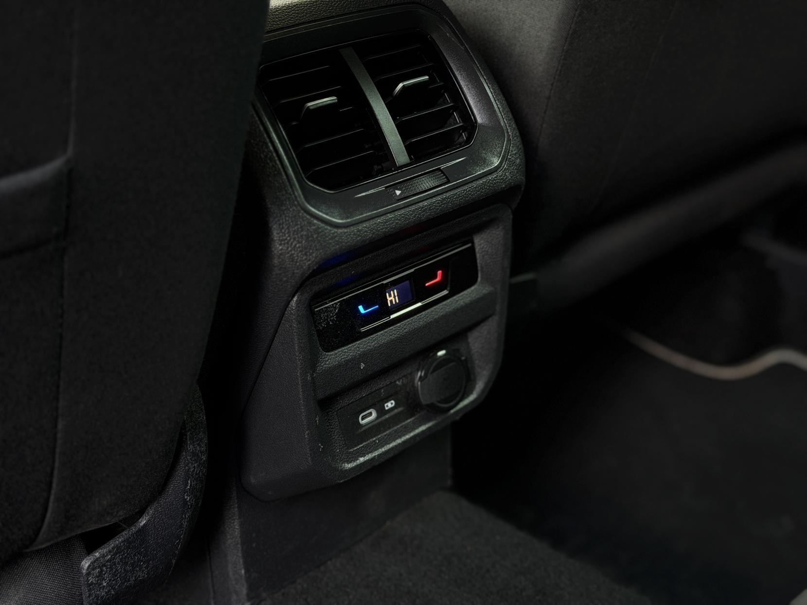 Volkswagen Tiguan 1.5 TSI Active SUV 5dr Petrol DSG Euro 6 (s/s) (150 ps)