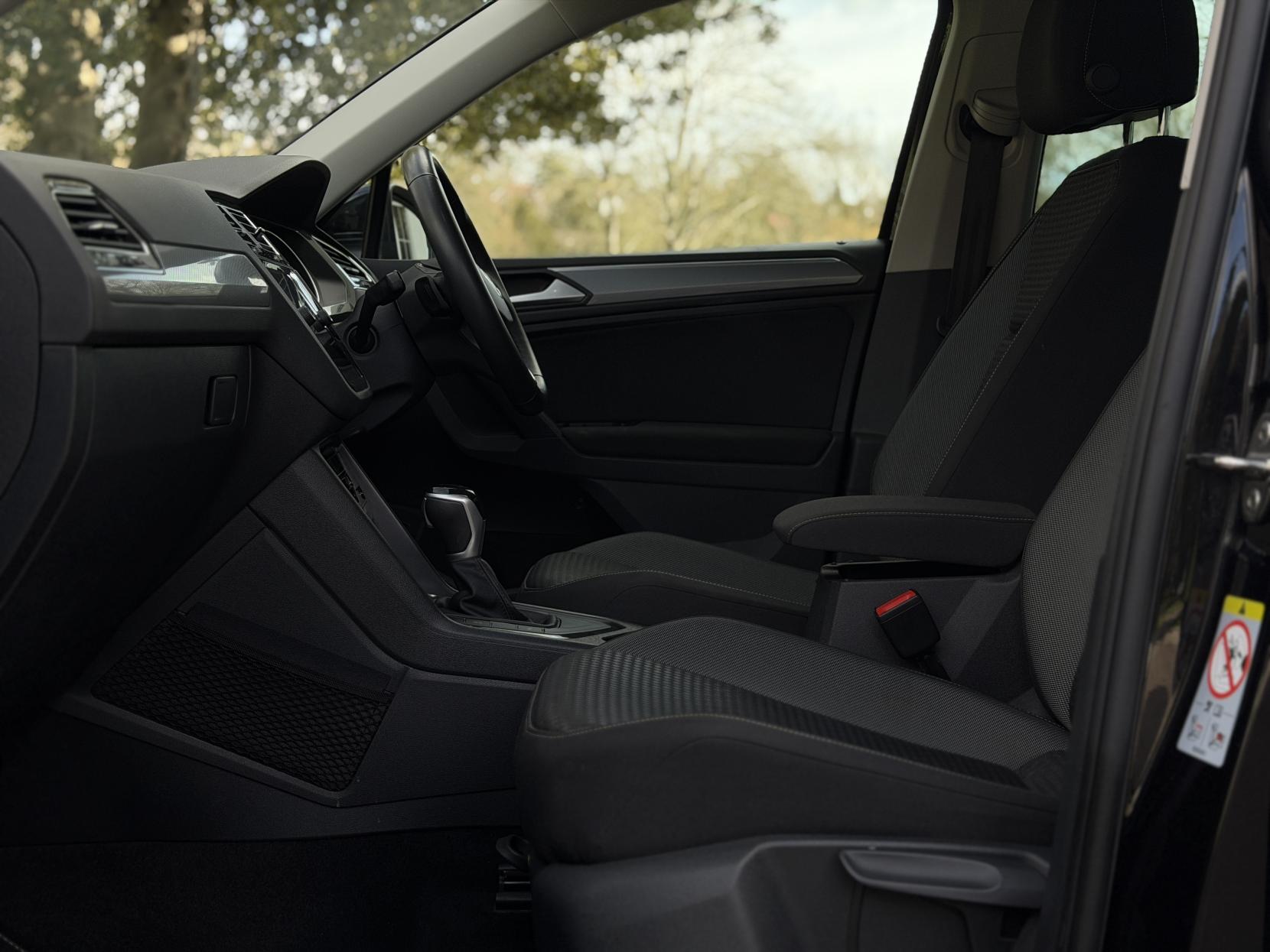 Volkswagen Tiguan 1.5 TSI Active SUV 5dr Petrol DSG Euro 6 (s/s) (150 ps)