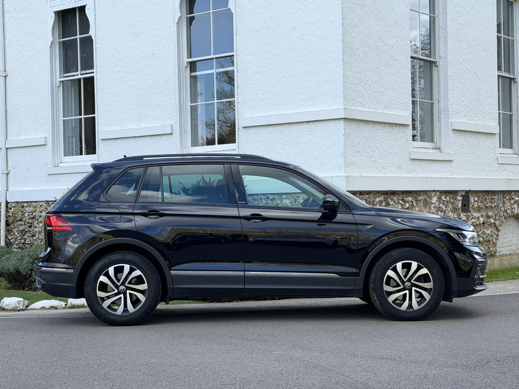 Volkswagen Tiguan 1.5 TSI Active SUV 5dr Petrol DSG Euro 6 (s/s) (150 ps)