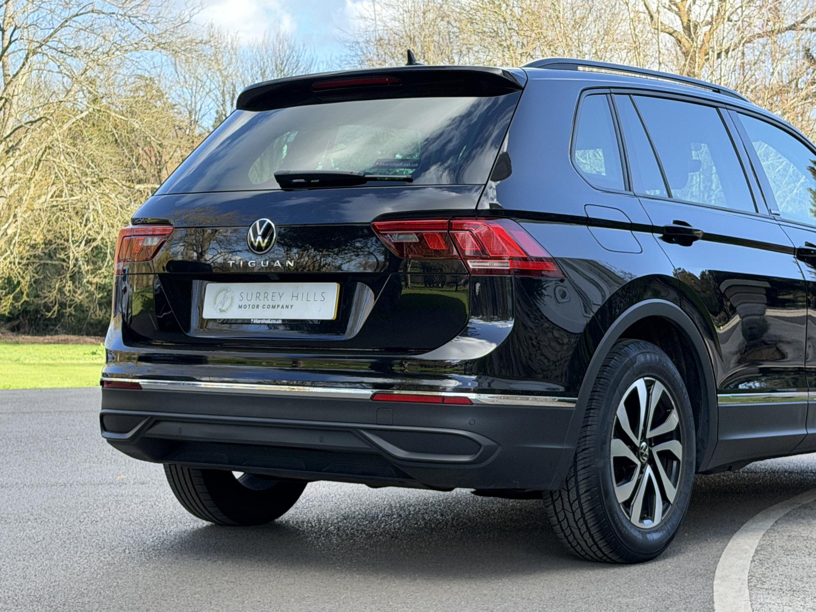 Volkswagen Tiguan 1.5 TSI Active SUV 5dr Petrol DSG Euro 6 (s/s) (150 ps)
