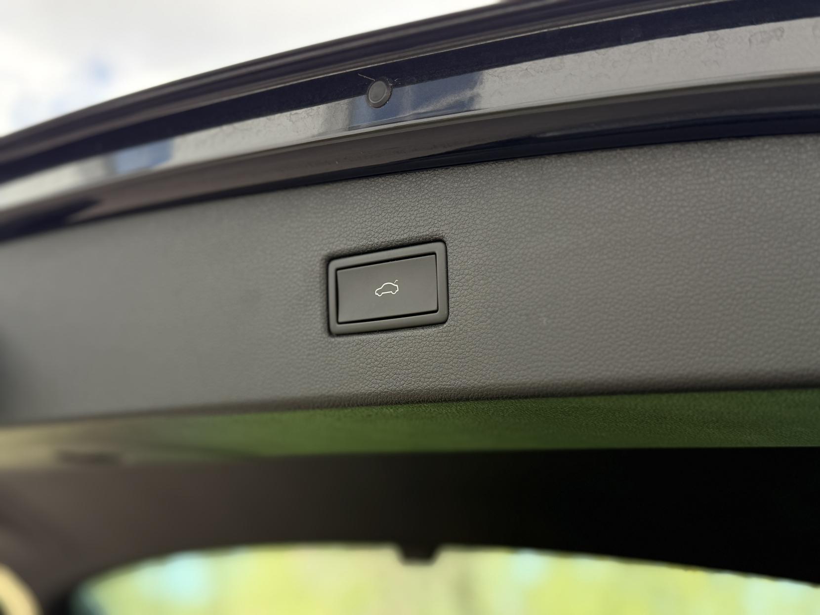 Volkswagen Tiguan 1.5 TSI Active SUV 5dr Petrol DSG Euro 6 (s/s) (150 ps)