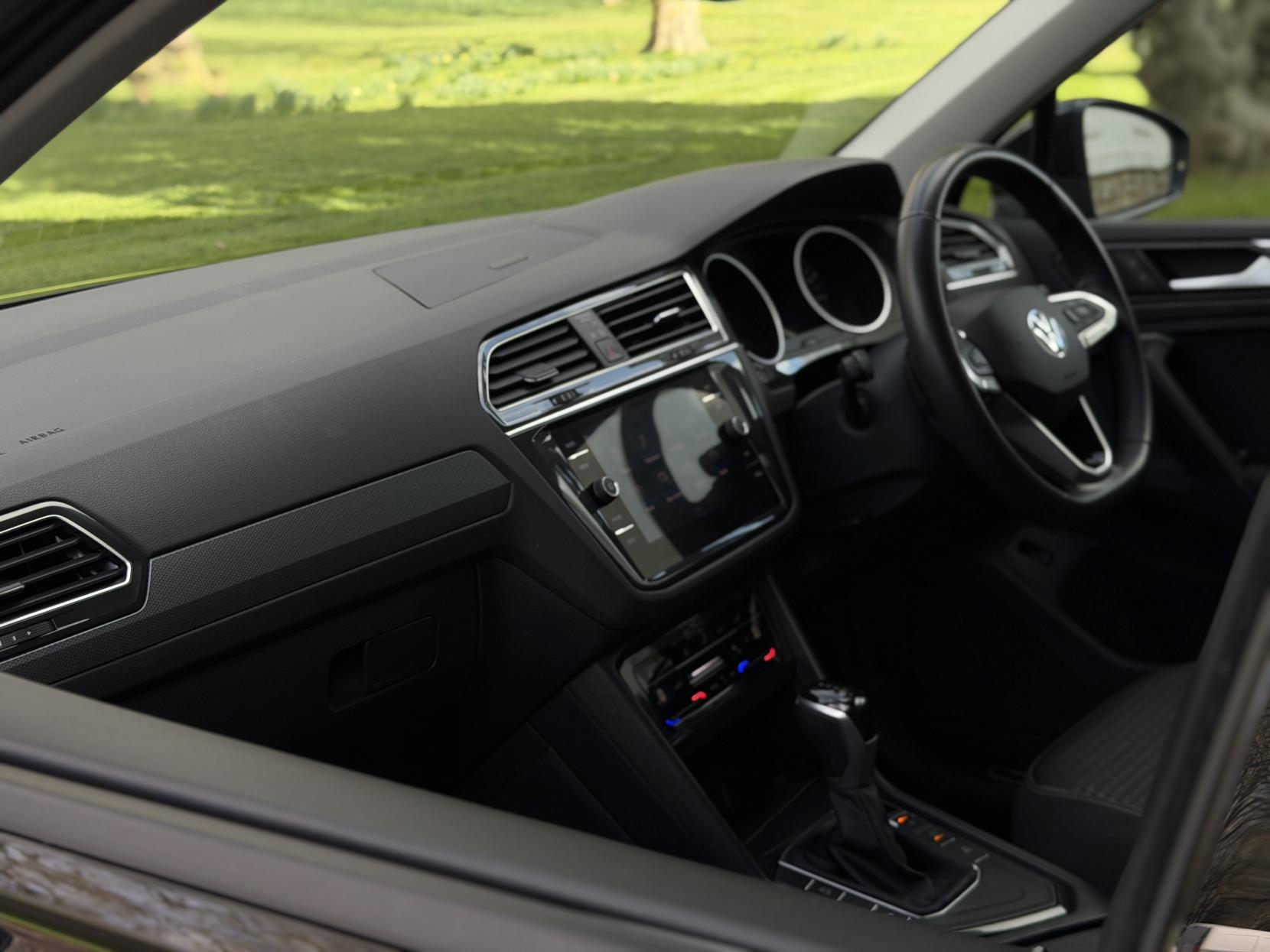 Volkswagen Tiguan 1.5 TSI Active SUV 5dr Petrol DSG Euro 6 (s/s) (150 ps)