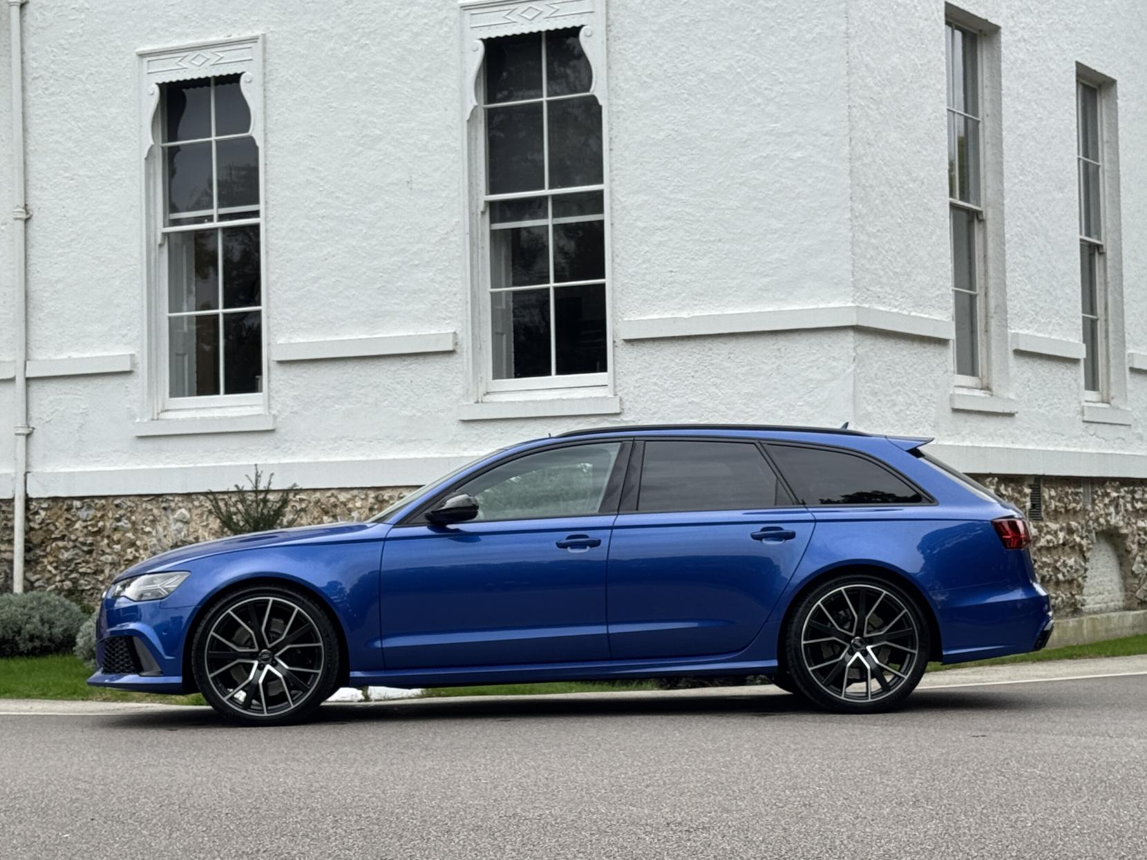 Audi RS6 Avant 4.0 TFSI V8 Performance Estate 5dr Petrol Tiptronic quattro Euro 6 (s/s) (605 ps)