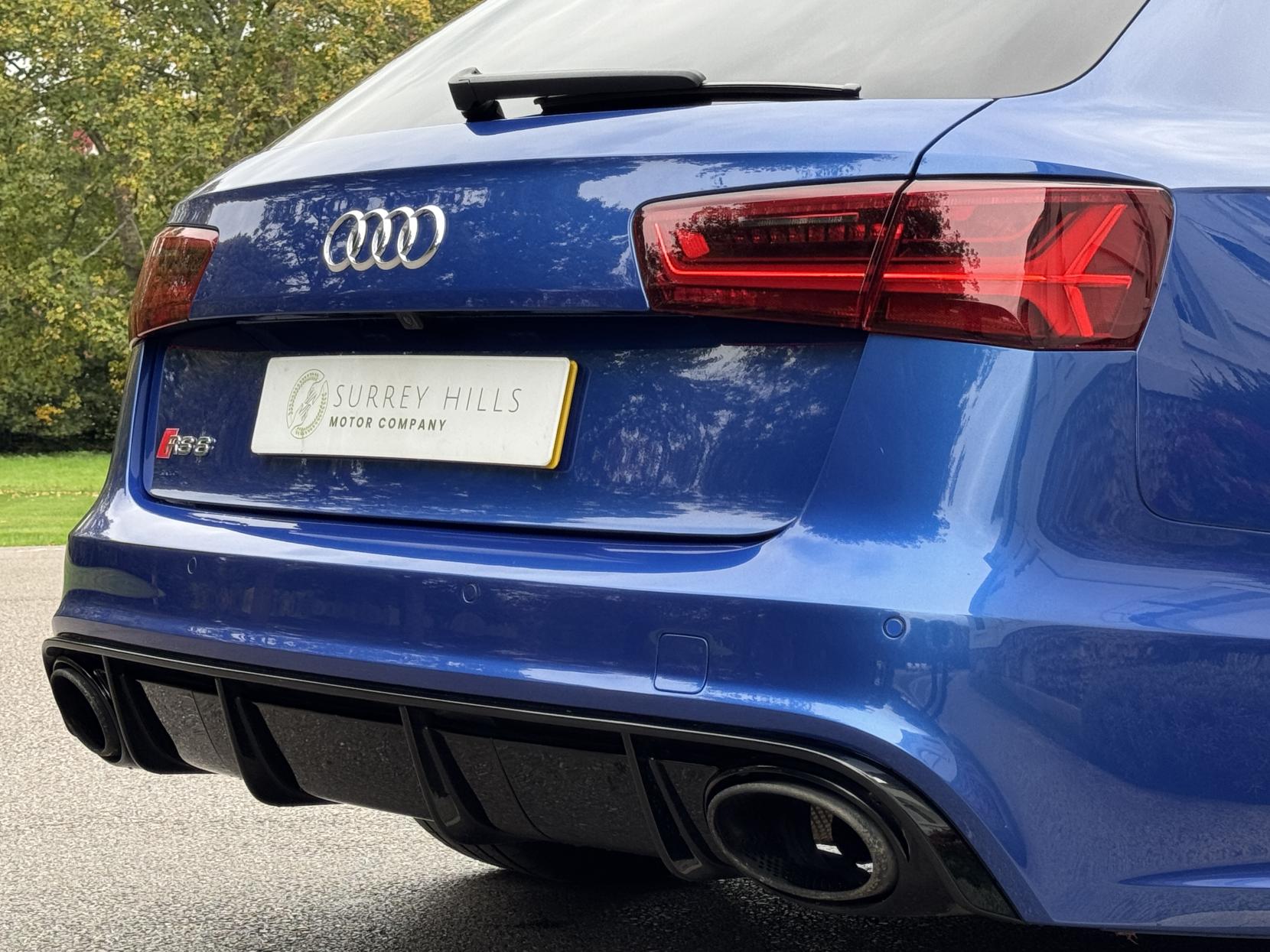 Audi RS6 Avant 4.0 TFSI V8 Performance Estate 5dr Petrol Tiptronic quattro Euro 6 (s/s) (605 ps)