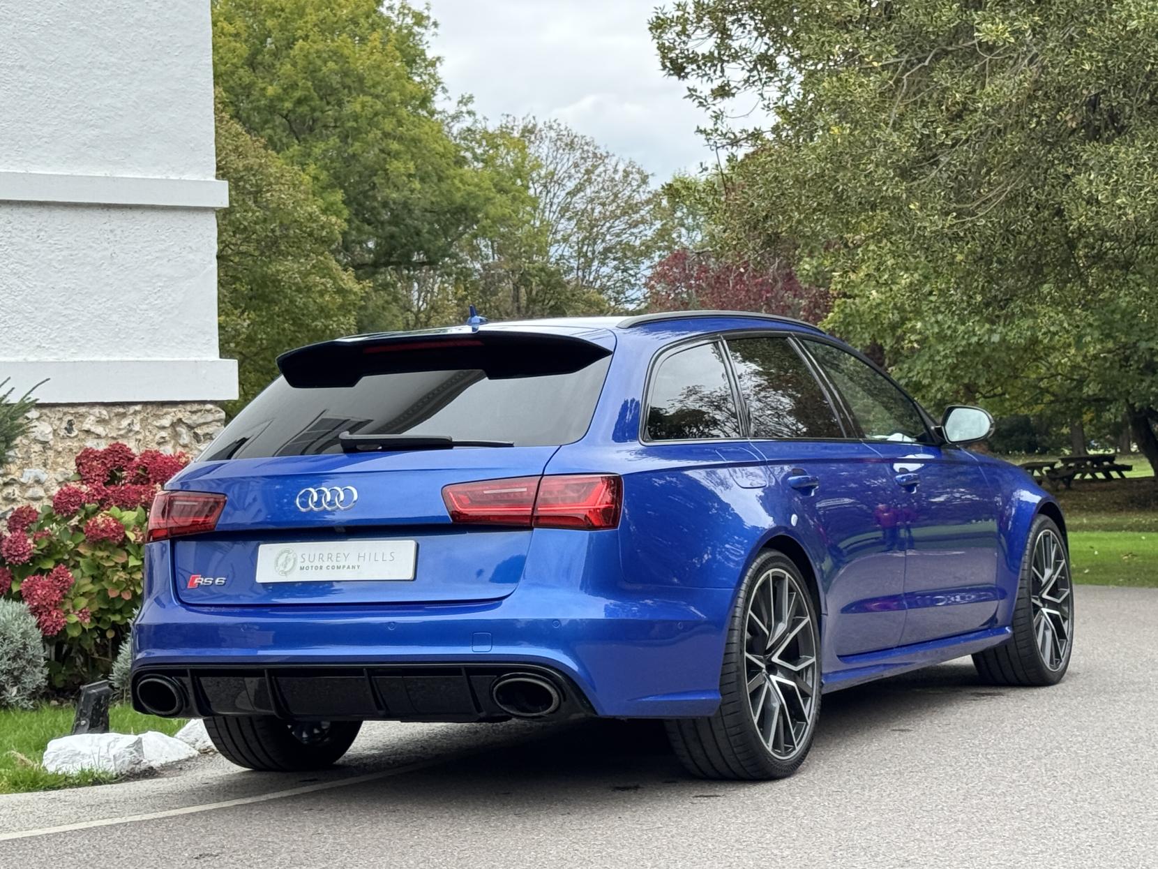 Audi RS6 Avant 4.0 TFSI V8 Performance Estate 5dr Petrol Tiptronic quattro Euro 6 (s/s) (605 ps)
