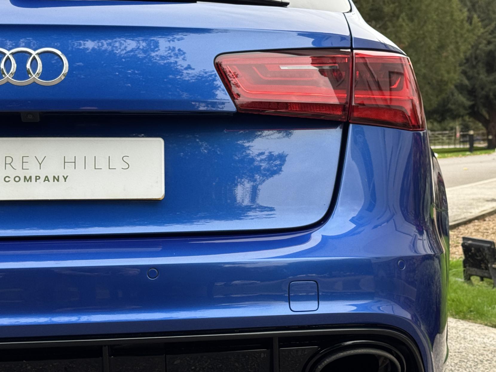 Audi RS6 Avant 4.0 TFSI V8 Performance Estate 5dr Petrol Tiptronic quattro Euro 6 (s/s) (605 ps)