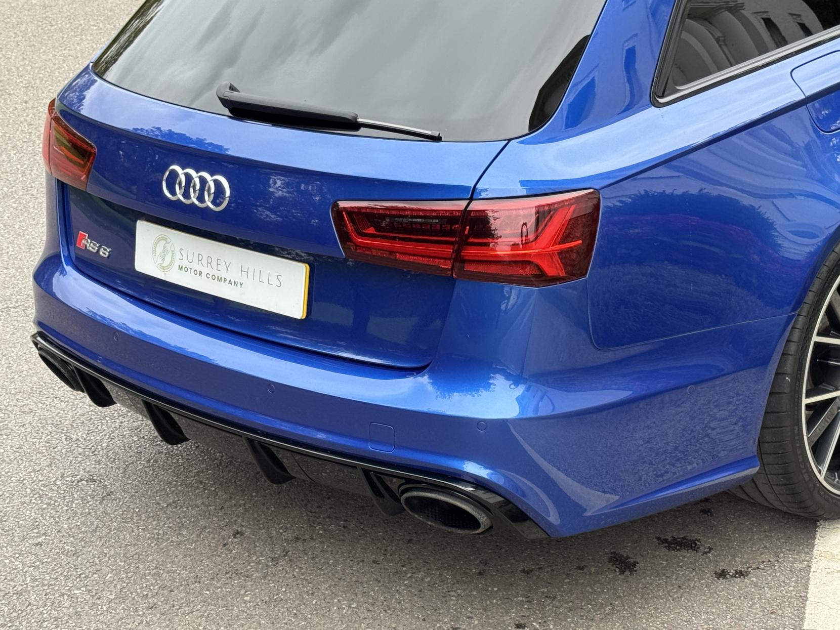 Audi RS6 Avant 4.0 TFSI V8 Performance Estate 5dr Petrol Tiptronic quattro Euro 6 (s/s) (605 ps)