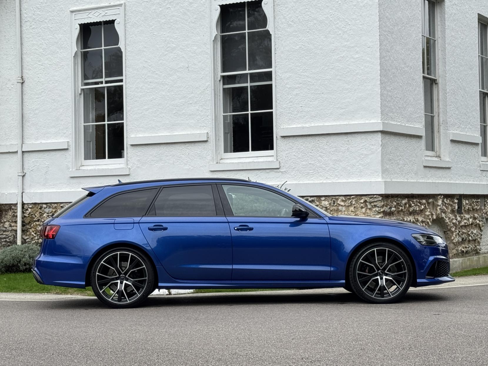 Audi RS6 Avant 4.0 TFSI V8 Performance Estate 5dr Petrol Tiptronic quattro Euro 6 (s/s) (605 ps)
