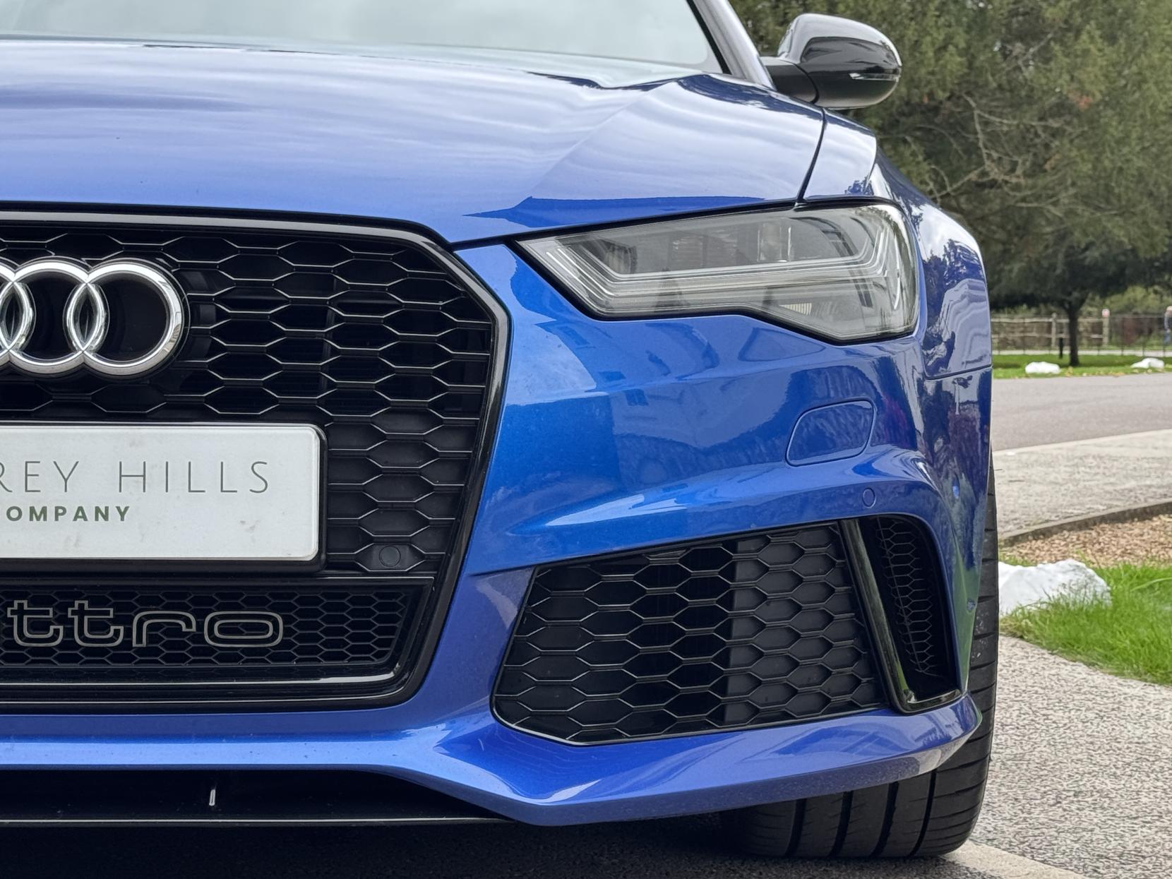 Audi RS6 Avant 4.0 TFSI V8 Performance Estate 5dr Petrol Tiptronic quattro Euro 6 (s/s) (605 ps)