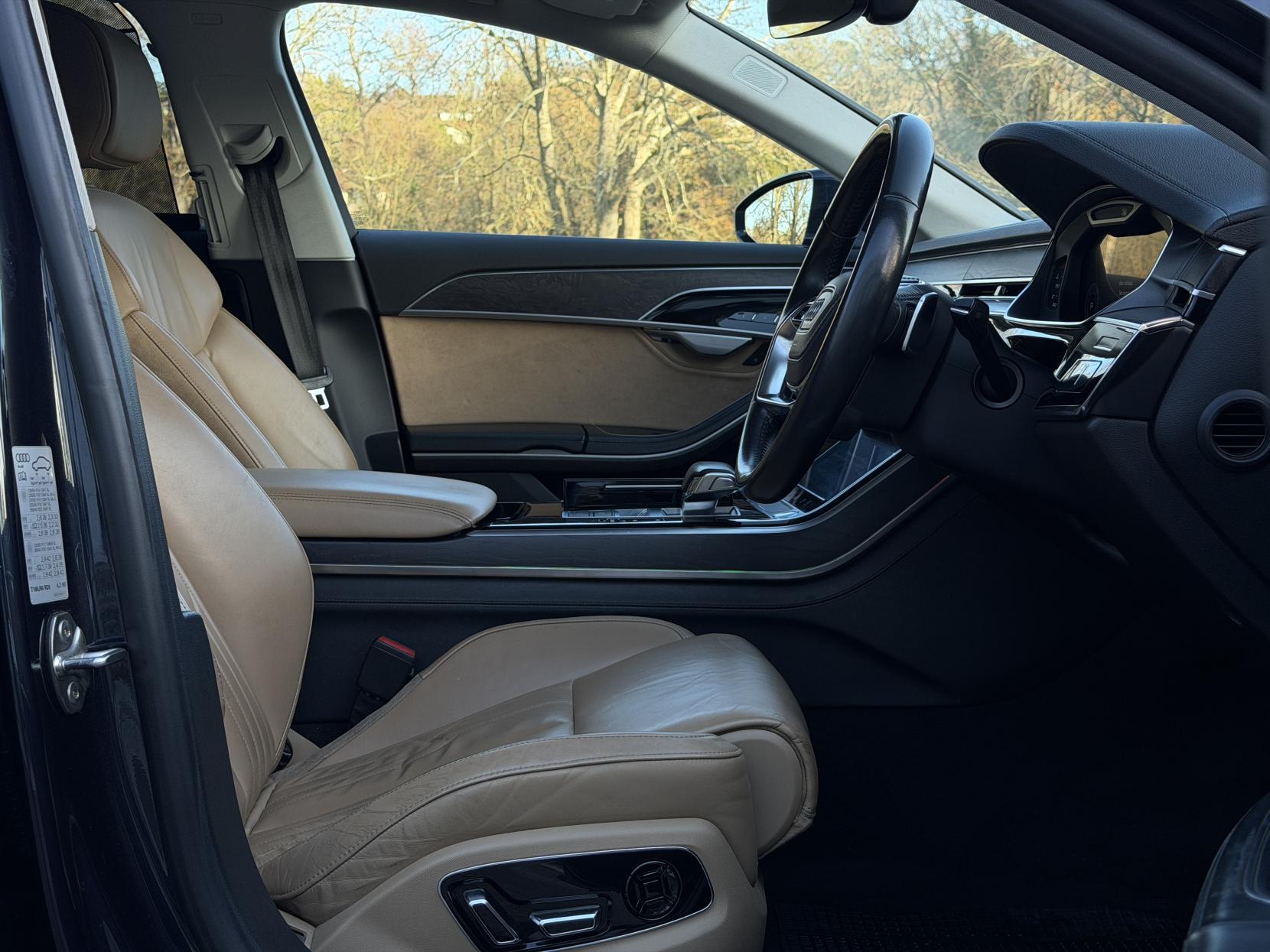 Audi A8 3.0 TDI V6 50 Saloon 4dr Diesel Tiptronic quattro Euro 6 (s/s) LWB (286 ps)