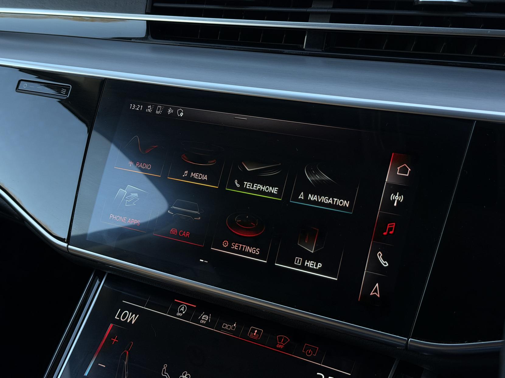 Audi A8 3.0 TDI V6 50 Saloon 4dr Diesel Tiptronic quattro Euro 6 (s/s) LWB (286 ps)