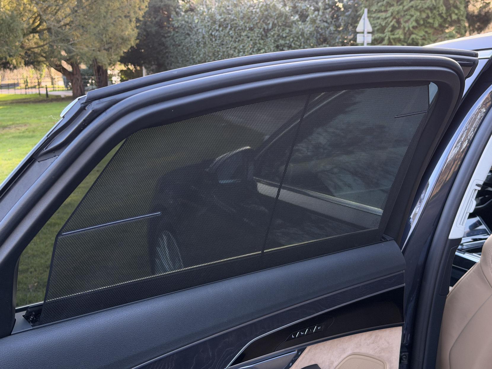 Audi A8 3.0 TDI V6 50 Saloon 4dr Diesel Tiptronic quattro Euro 6 (s/s) LWB (286 ps)