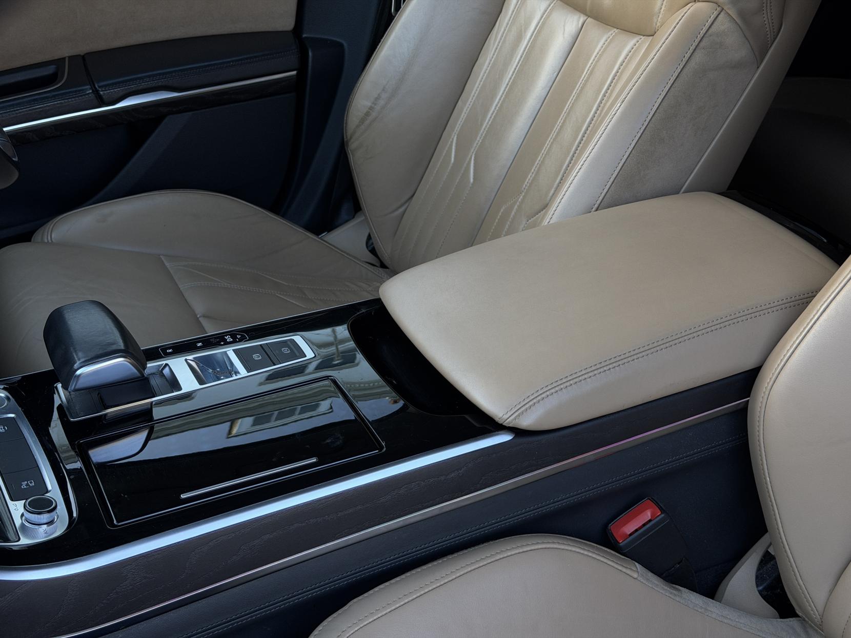 Audi A8 3.0 TDI V6 50 Saloon 4dr Diesel Tiptronic quattro Euro 6 (s/s) LWB (286 ps)